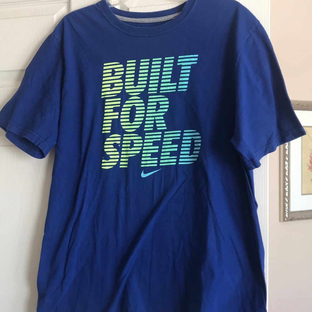 Nike T-shirt
